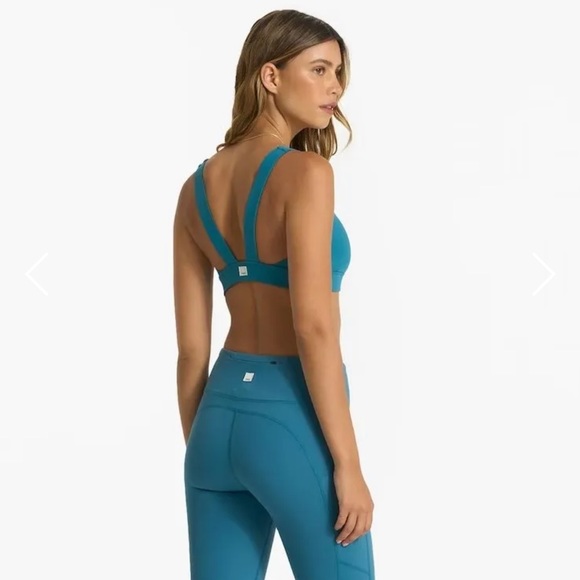 Vuori Stride Bra NWT - Picture 2 of 7